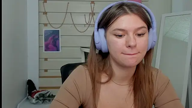 Josephine Kiss online show from 02.19.25