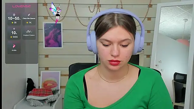 Josephine Kiss online show from 03.21.25