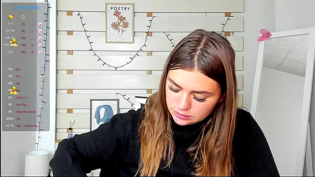 Josephine Kiss online show from 10.06.25