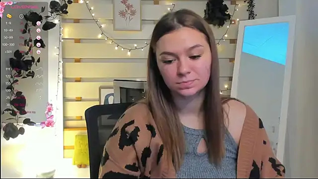 Josephine Kiss online show from 03.05.26