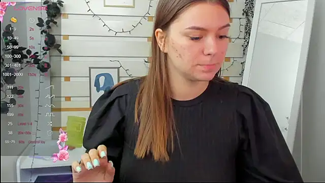 Josephine Kiss online show from 03.26.26