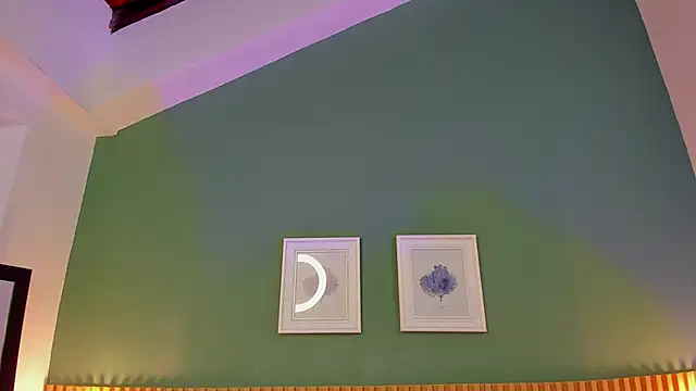  anavictoria  online show from 03.20.25