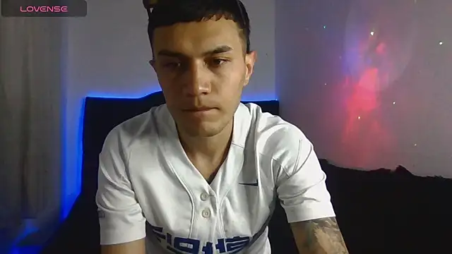 Tifanny Sweett online show from 02.26.26