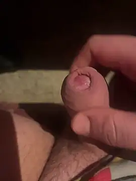 Snapshot of Kemenyfasz93 chatting on 12.31.24 Kemenyfasz93 online show from 12.31.24