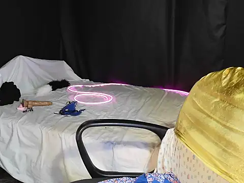 Addy Xl online show from 12.10.24