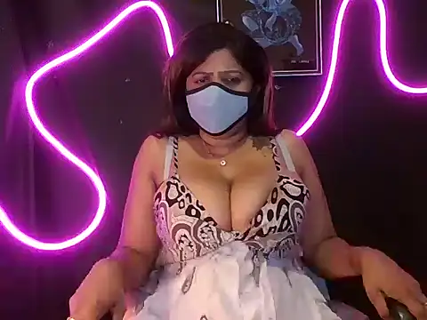 Addy Xl online show from 02.08.25