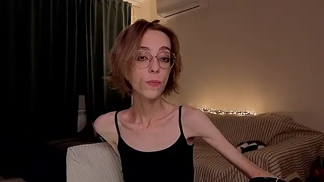 amber quell here online show from 02.26.26