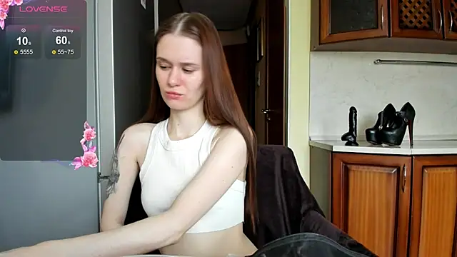 Snapshot of EmilySoul chatting on 04.18.26 EmilySoul online show from 04.18.26