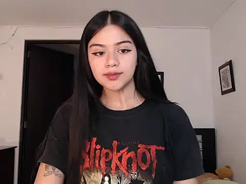 Snapshot of angelbeat_ chatting on 01.12.25 angelbeat online show from 01.12.25