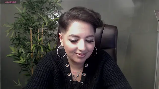 BustyAllyy online show from 02.05.25