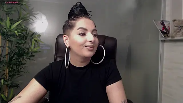 BustyAllyy online show from 03.10.25