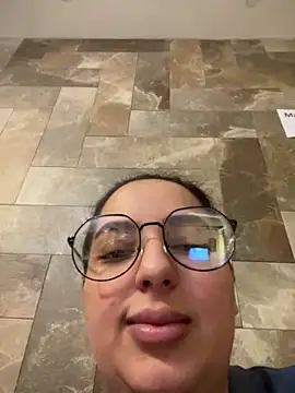 BustyAllyy online show from 01.15.26