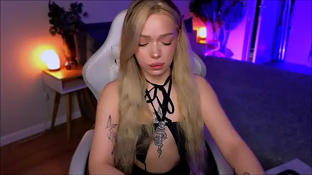 Lily Yin online show from 04.05.26