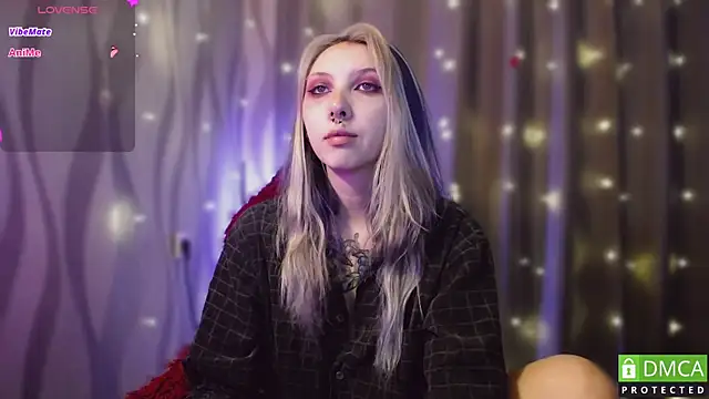 JustMeowGirl online show from 01.22.25