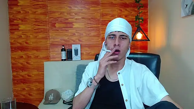 Bastiaan 28 online show from 01.15.25