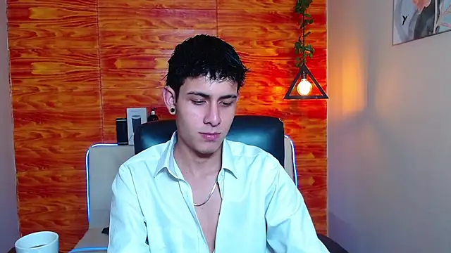 Bastiaan 28 online show from 01.20.25