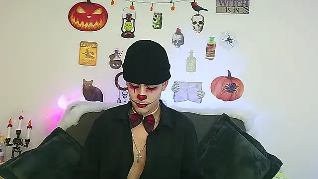 Bastiaan 28 online show from 10.21.25