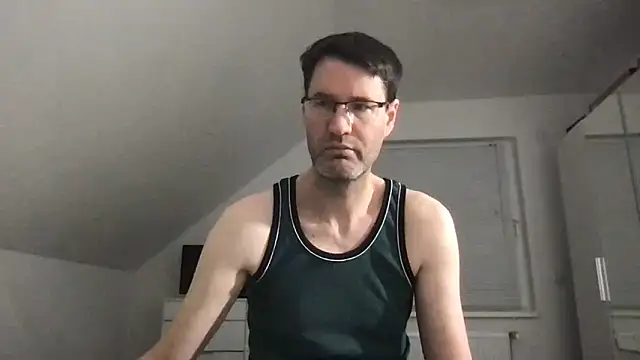 Snapshot of zxzx_cam1 chatting on 01.12.25 zxzx cam1 online show from 01.12.25