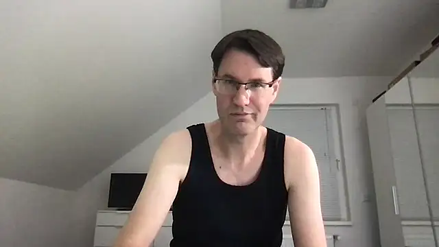 Snapshot of zxzx_cam1 chatting on 03.14.25 zxzx cam1 online show from 03.14.25