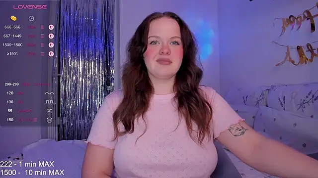 Snapshot of HANNA_MONTANAS chatting on 02.07.26 HANNA MONTANAS online show from 02.07.26