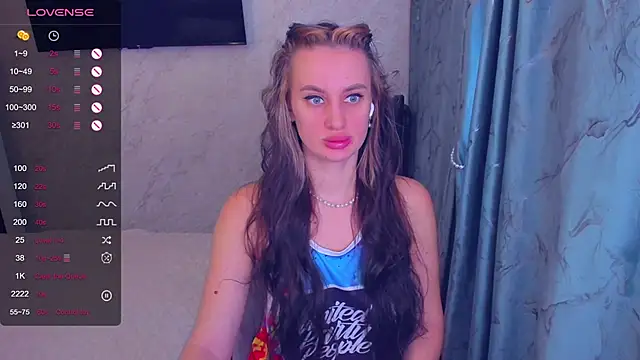 Cherry-Legenda online show from 01.14.25