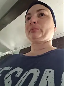 MilfyMrsRobinson online show from 06.14.26