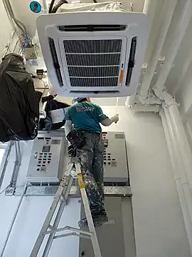 Snapshot of 2tomka52052sex chatting on 01.06.25 2tomka52052sex online show from 01.06.25