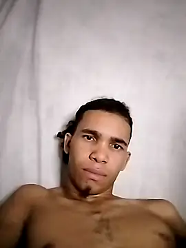 Snapshot of jhon_dhikoll_xx chatting on 10.13.25 jhon dhikoll xx online show from 10.13.25