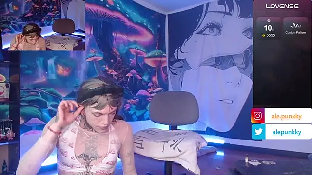 charlotbelucci  online show from 03.06.25