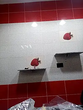 Snapshot of ListedLoin chatting on 02.18.25 ListedLoin online show from 02.18.25