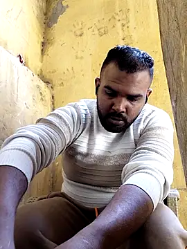 ListedLoin online show from 04.04.26