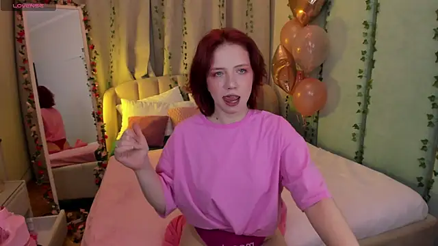 Love is Lola online show from 02.27.25