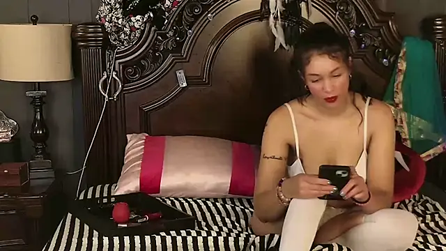 Snapshot of MeghanMarley chatting on 10.19.25 MeghanMarley online show from 10.19.25