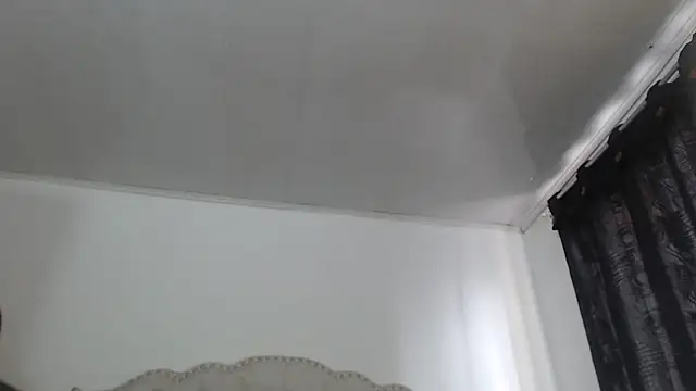 Abril Squirt online show from 04.09.26