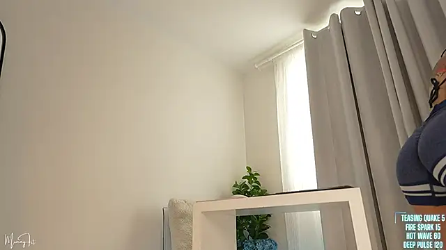 mimmyfit1 online show from 11.11.25