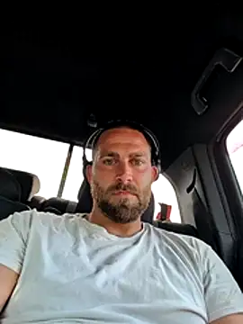 jwiththethickone413 online show from 06.26.26