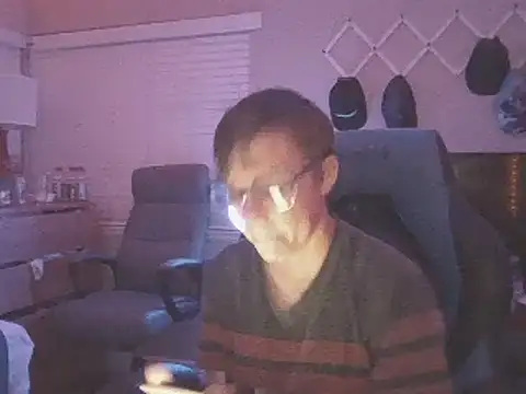 Snapshot of KaliSnow199623 chatting on 12.04.24 KaliSnow199623 online show from 12.04.24