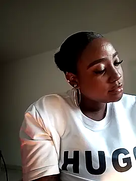 Snapshot of Perlasexyu1 chatting on 10.16.25 Perlasexyu1 online show from 10.16.25