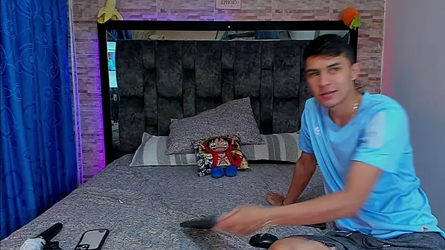 Juva    online show from 02.23.25