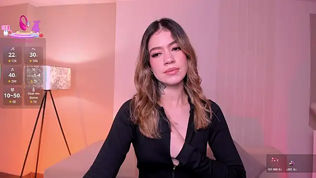 ViolettHansson online show from 10.31.25