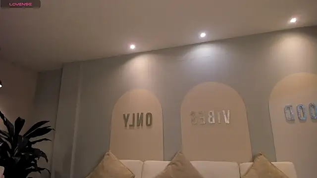 AliceHarper  online show from 01.16.26