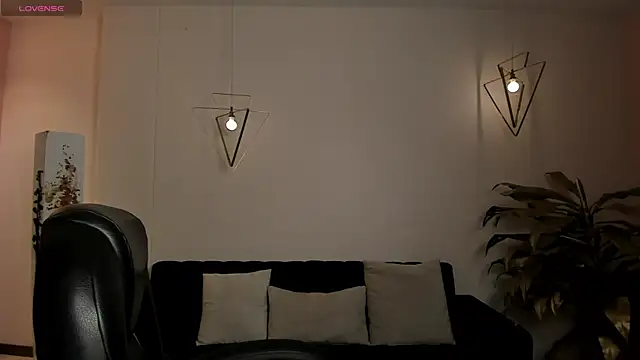 AliceHarper  online show from 05.13.26