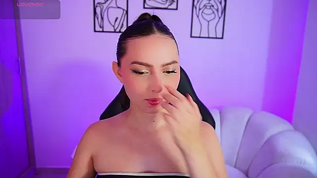 AliceHarper  online show from 07.15.26