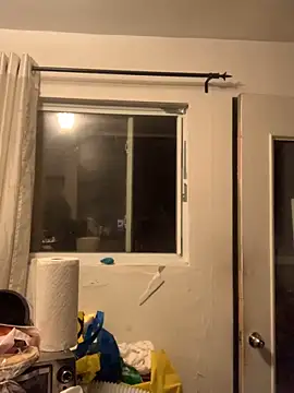 holyeroticss online show from 11.17.25