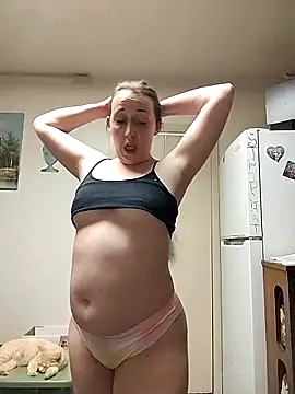 Snapshot of PhatAss_Kummmilla chatting on 03.18.25 PhatAss Kummmilla online show from 03.18.25