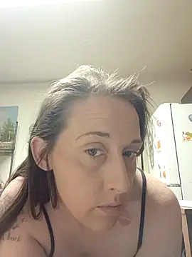 Snapshot of PhatAss_Kummmilla chatting on 12.14.25 PhatAss Kummmilla online show from 12.14.25