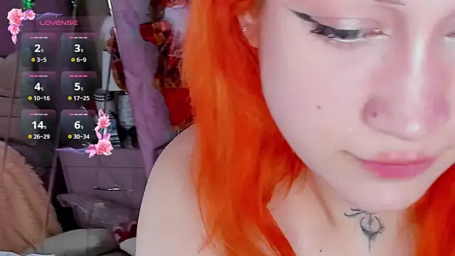 Snapshot of Eva_Cramer chatting on 01.01.25 Eva Cramer online show from 01.01.25