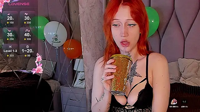 Snapshot of Eva_Cramer chatting on 03.13.25 Eva Cramer online show from 03.13.25