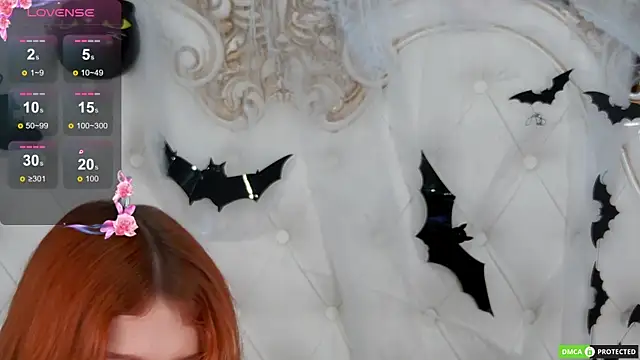 Snapshot of Eva_Cramer chatting on 10.19.25 Eva Cramer online show from 10.19.25