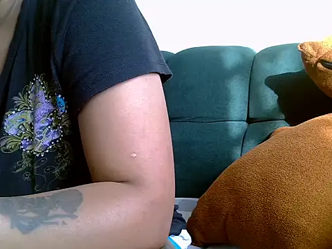 Snapshot of NATASHA_LUCKY chatting on 04.11.26 NATASHA LUCKY online show from 04.11.26